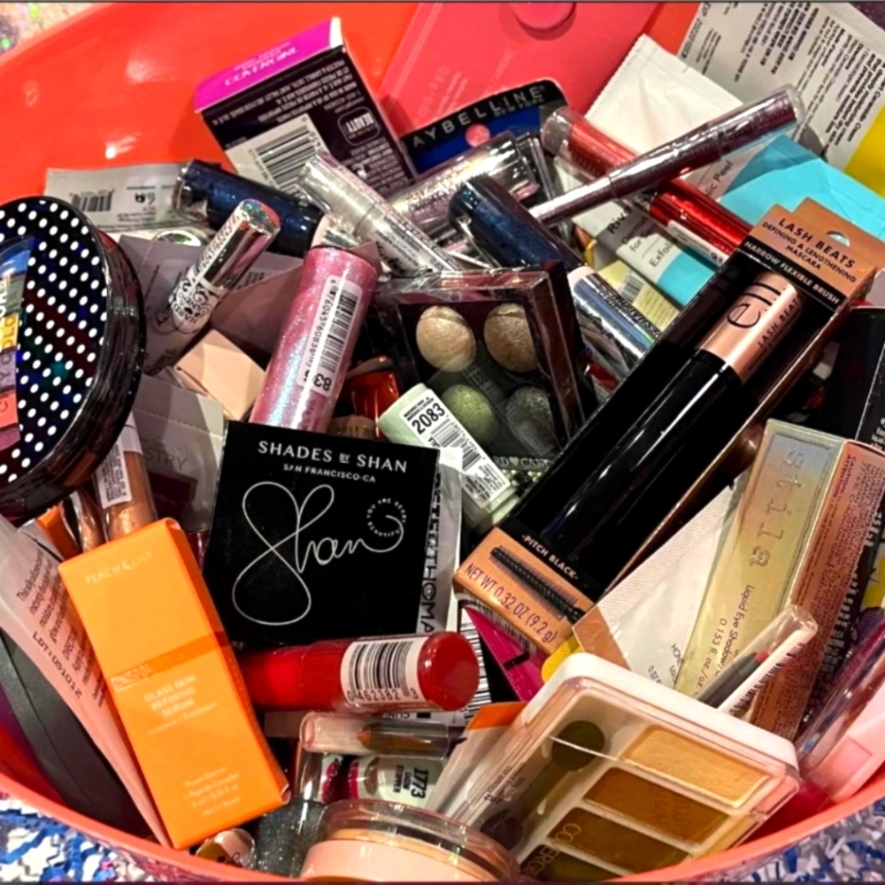 New mystery make up bundles